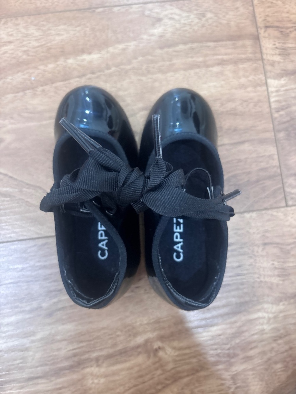 Capezio Girls Tap Shoes Toddler 7WW Black Patent Ribbon Tie Dance Shoes